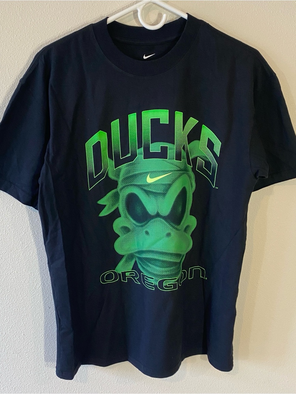 Nike Oregon Ducks Mummy T-Shirt Black Glow Green - Extra Small
